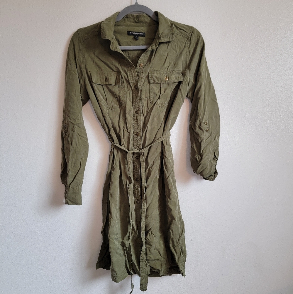 Banana Republic Button-Up Shirt Dress